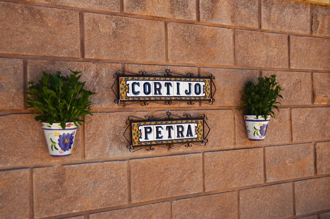 Cortijo Petra Bed & Breakfast Villanueva del Rosario